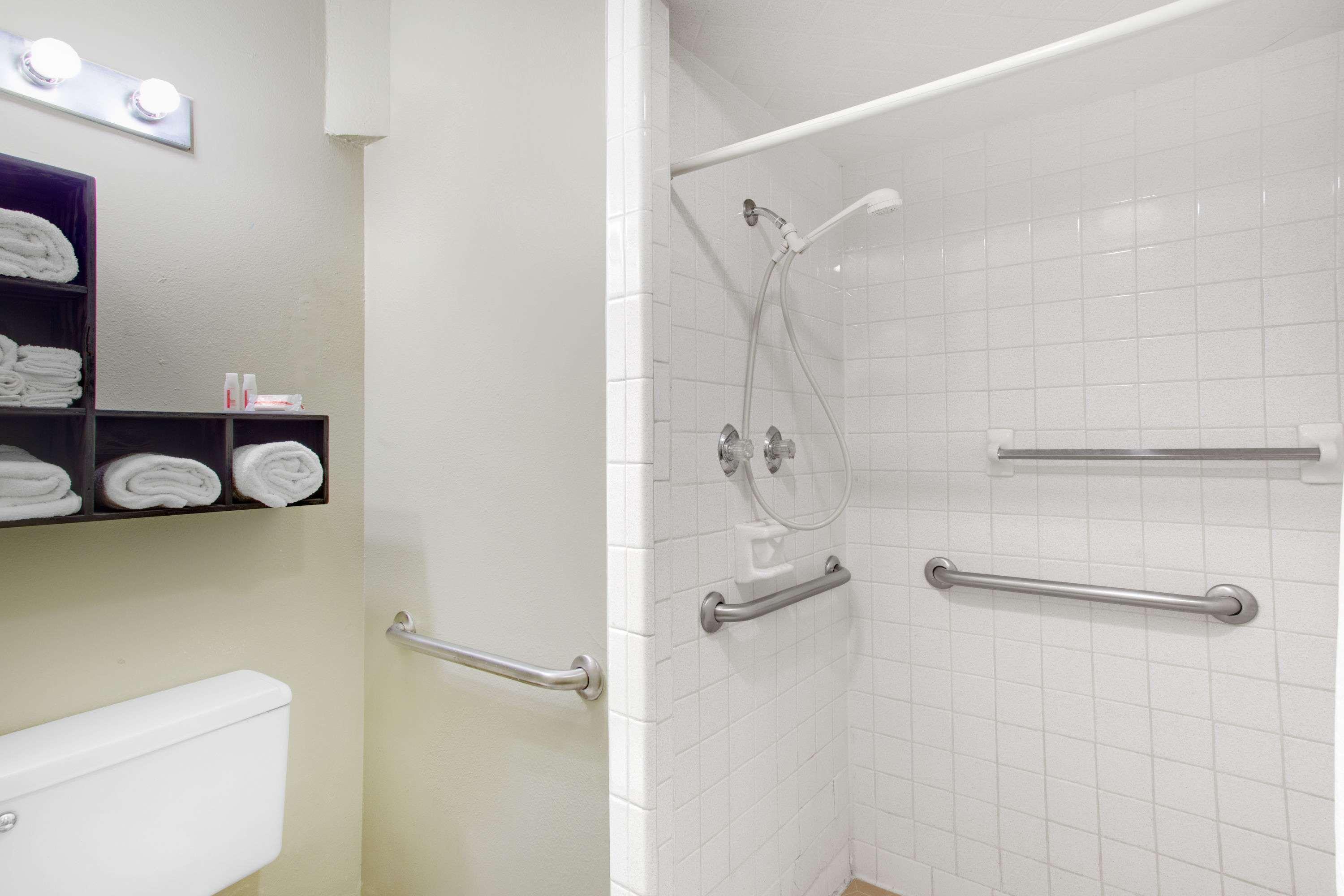 Super 8 By Wyndham Monticello Ar Motel Екстериор снимка